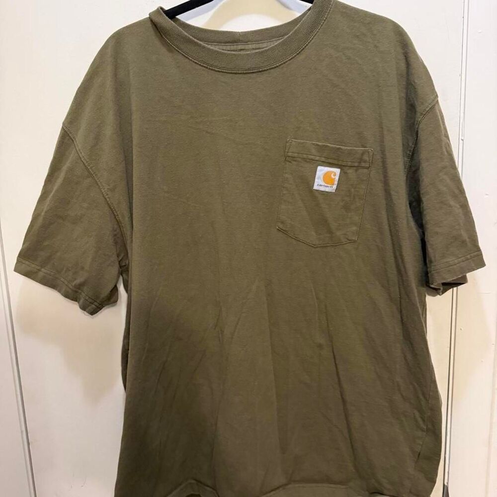 Carhartt Men's Khaki and Green T-shirt